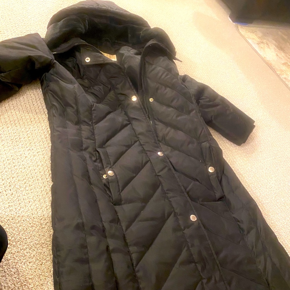Michael Kors Black Mid length coat small